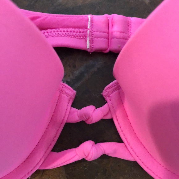 Aerie swim top (34C) - Picture 2 of 9